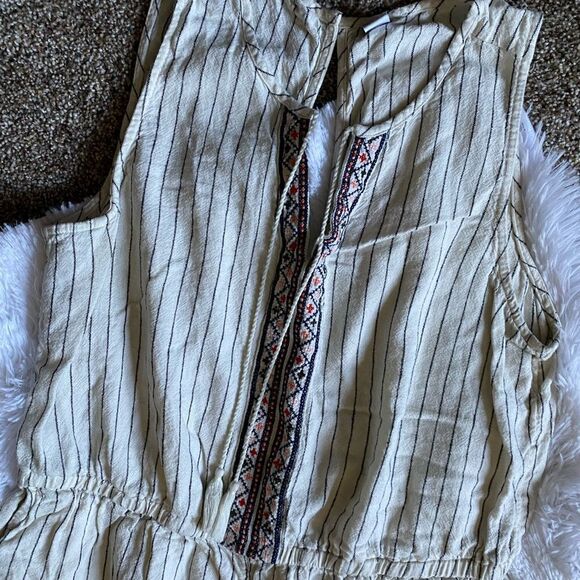 Old Navy Linen Viscose Blend Pants Romper - Picture 2 of 9
